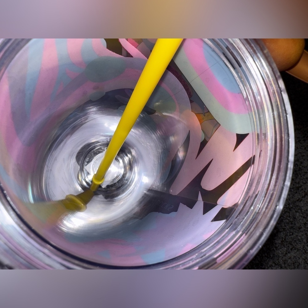 Starbucks & Tim singleton collab venti travel tumbler - Picture 4 of 5